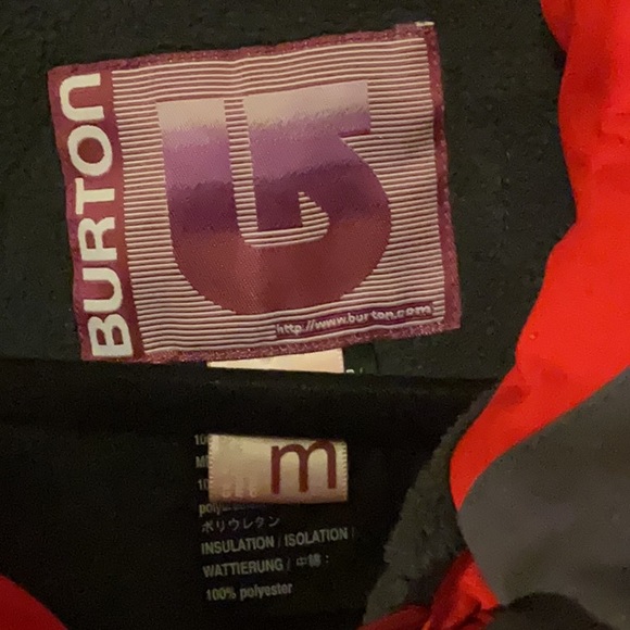 Red Burton Snowboard jacket, women’s Size M - Picture 2 of 15